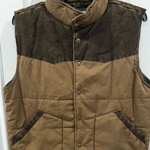 Legendary Whitetails Ranchers Vest